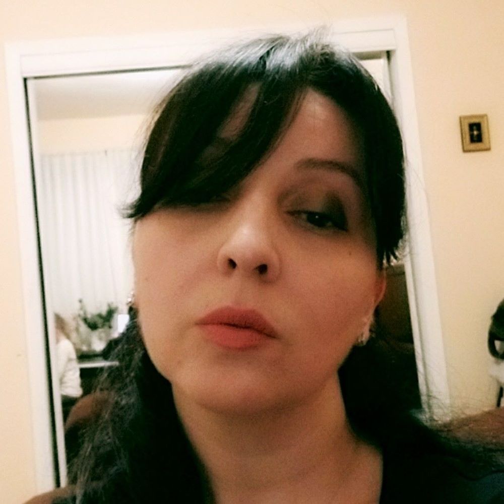 Meet your Posher, Natia